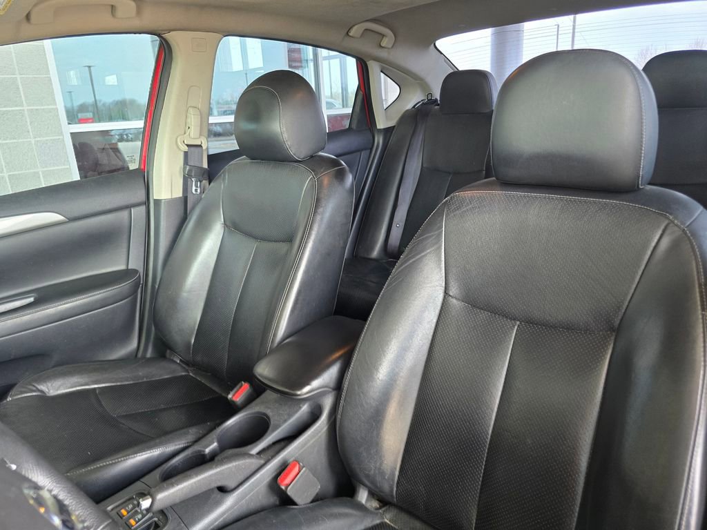 Used 2015 Nissan Sentra SR w/ SR Premium Package image 15