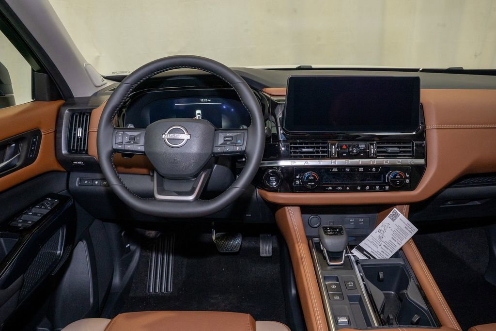 New 2026 Nissan Pathfinder Platinum image 8