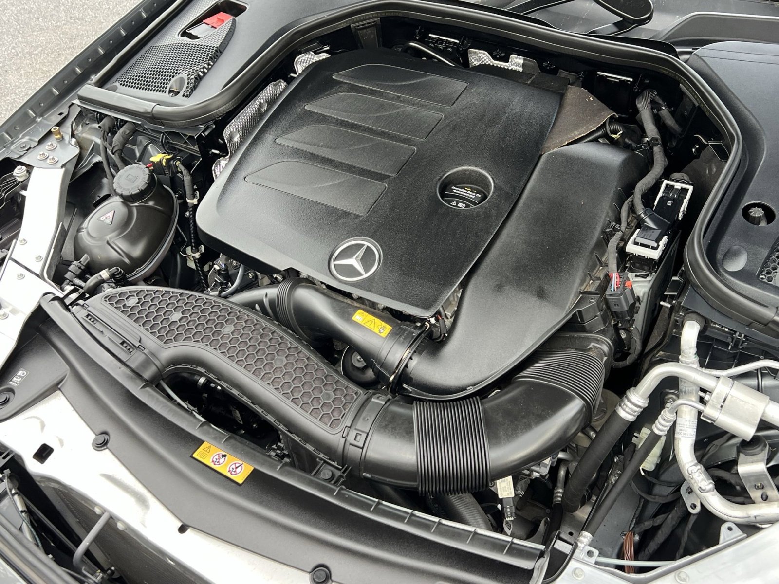 Certified 2023 Mercedes-Benz E 350 4MATIC Sedan w/ Premium Package image 27