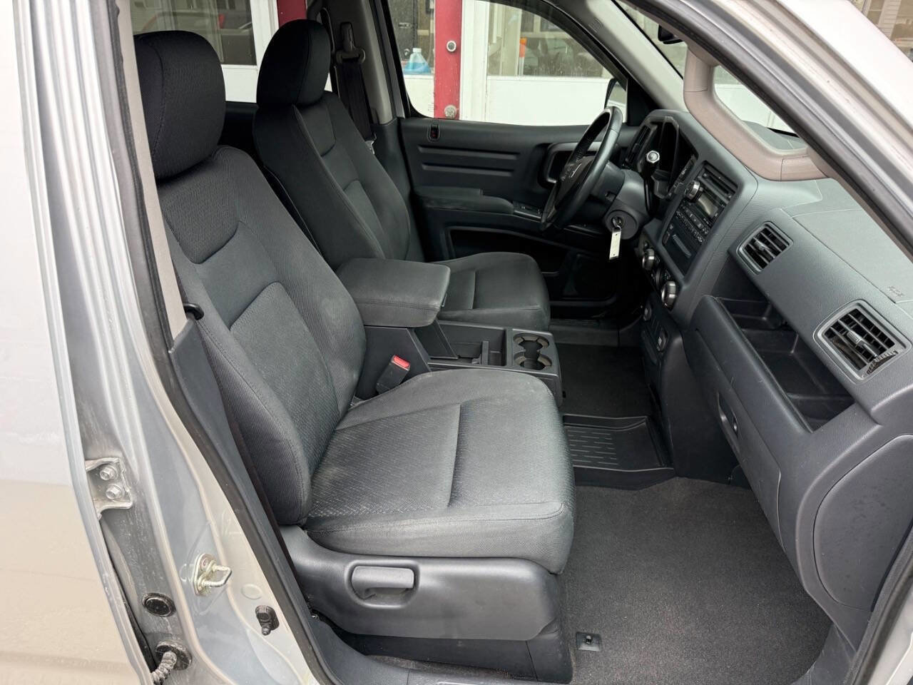 Used 2014 Honda Ridgeline Sport image 33