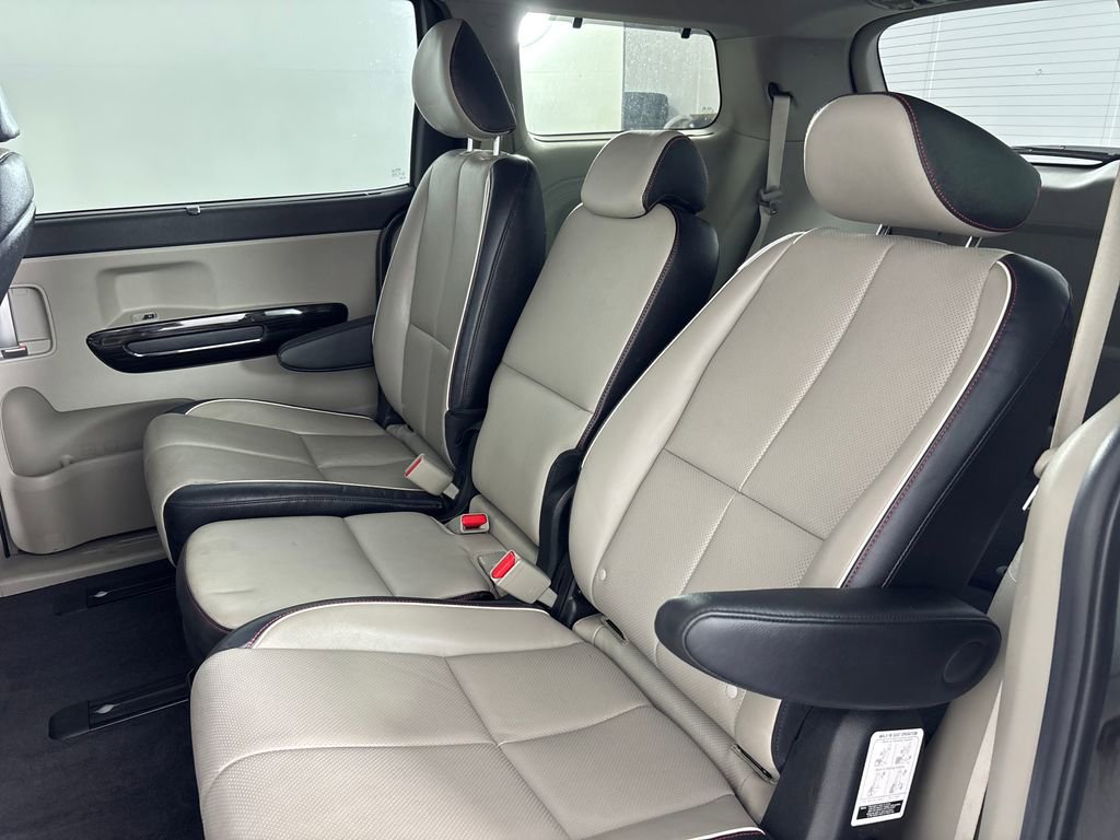 Used 2020 Kia Sedona EX w/ EX Premium Package image 37