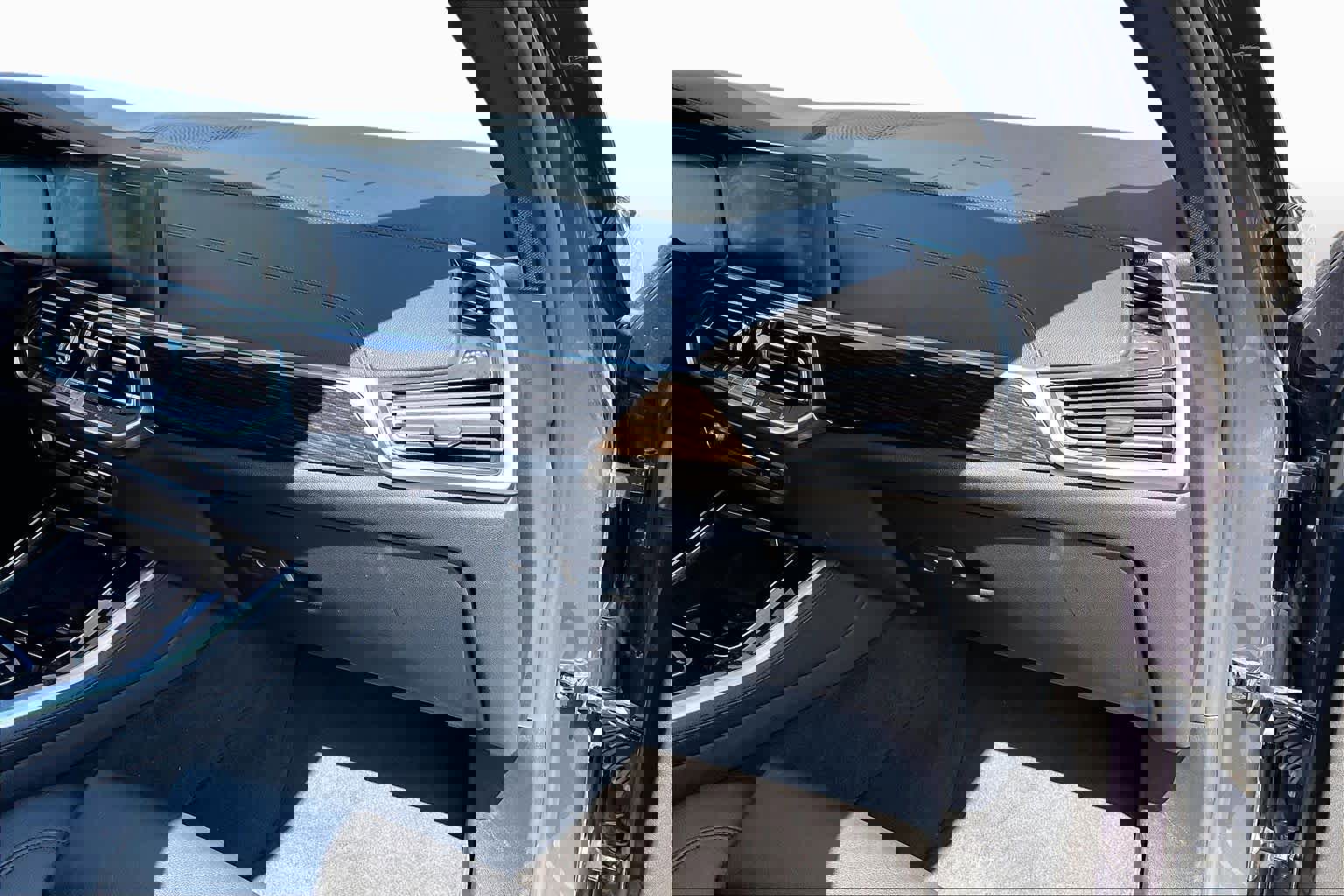 Used 2020 BMW X5 sDrive40i w/ Convenience Package image 18