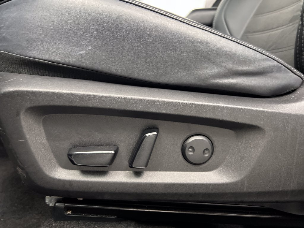 Used 2025 Mitsubishi Outlander SE AWD/4WD image 13