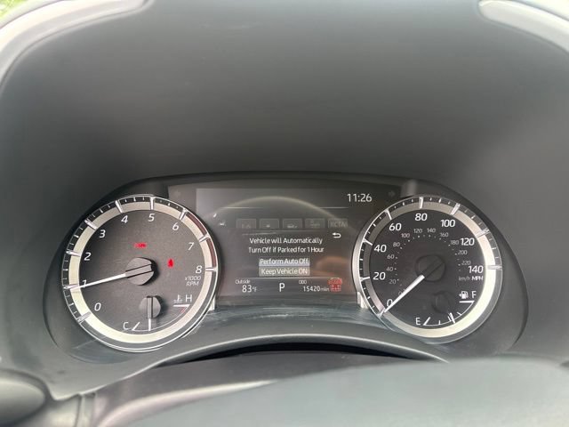 Used 2025 Toyota Highlander XLE FWD image 28