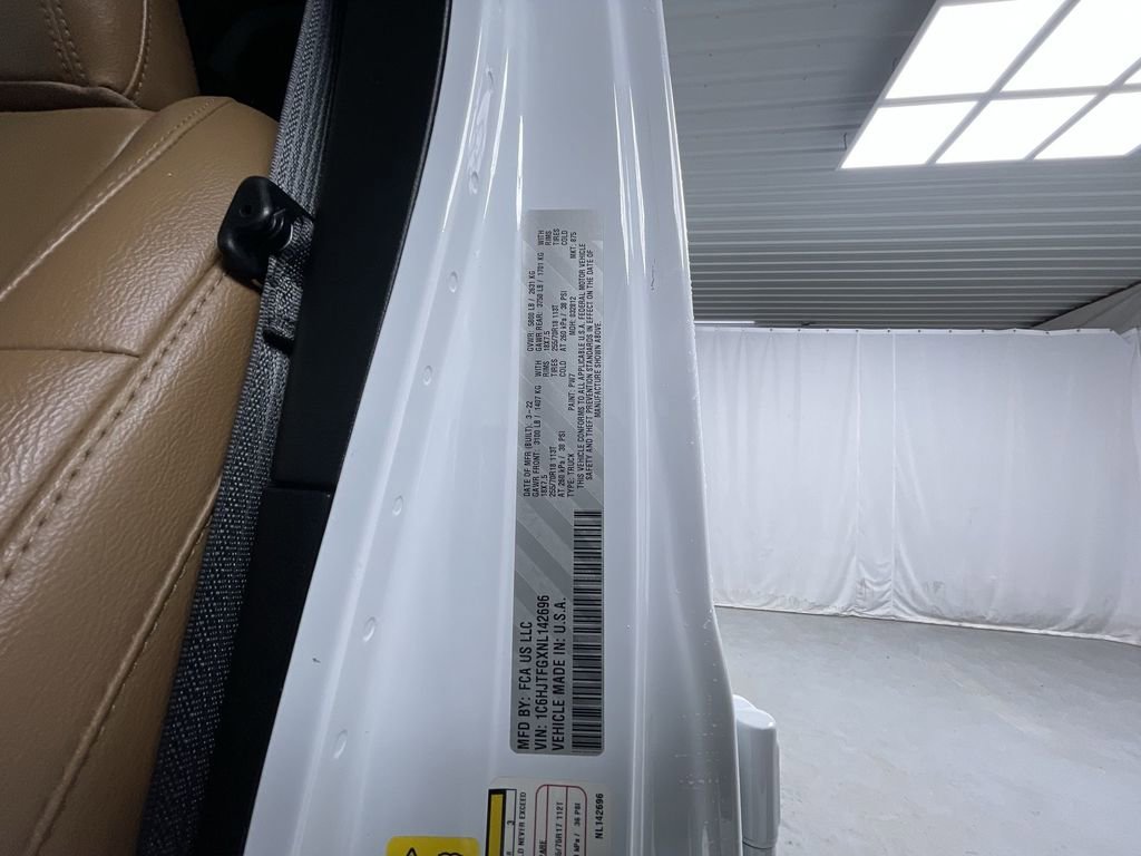 Used 2022 Jeep Gladiator Overland w/ Popular Equipment Package image 25