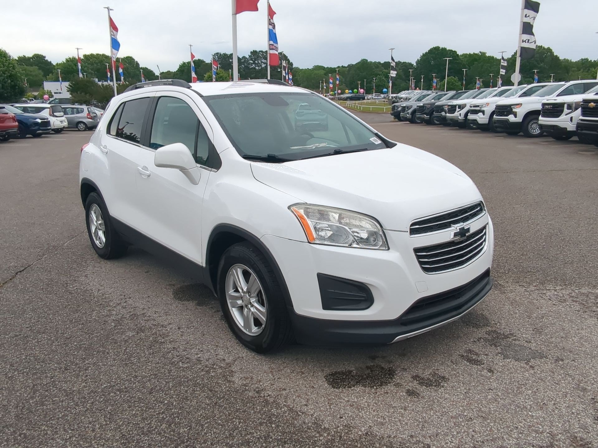 Used 2015 Chevrolet Trax LT FWD image 3