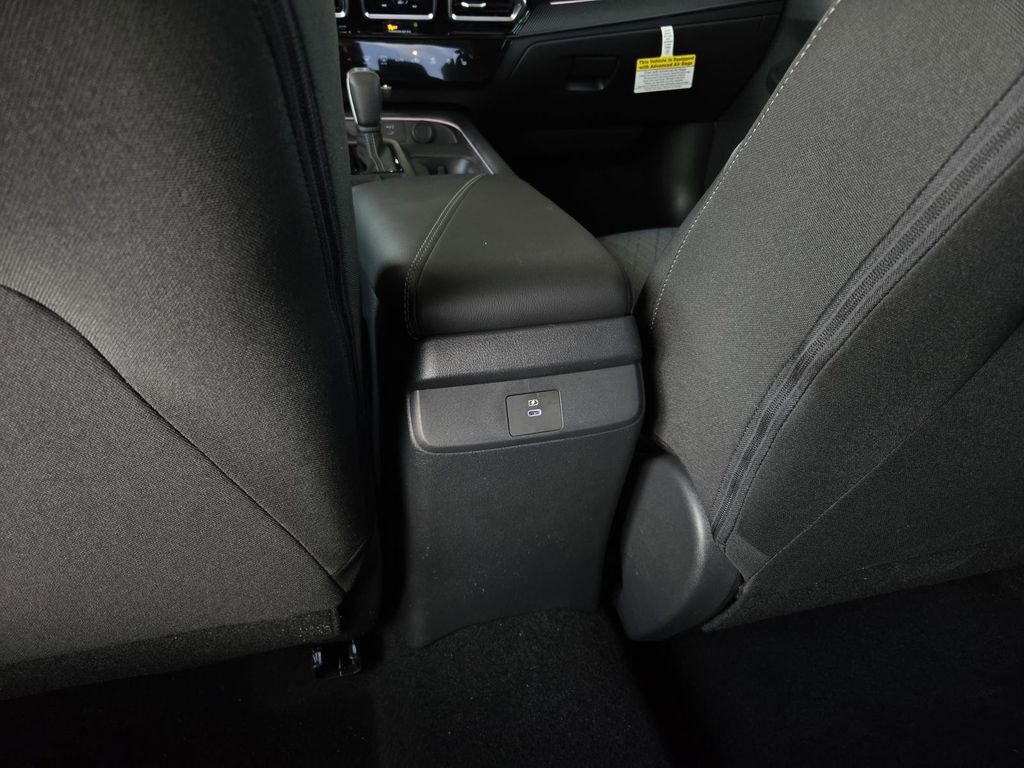 New 2026 Nissan Sentra SV w/ SV Convenience Package FWD image 13