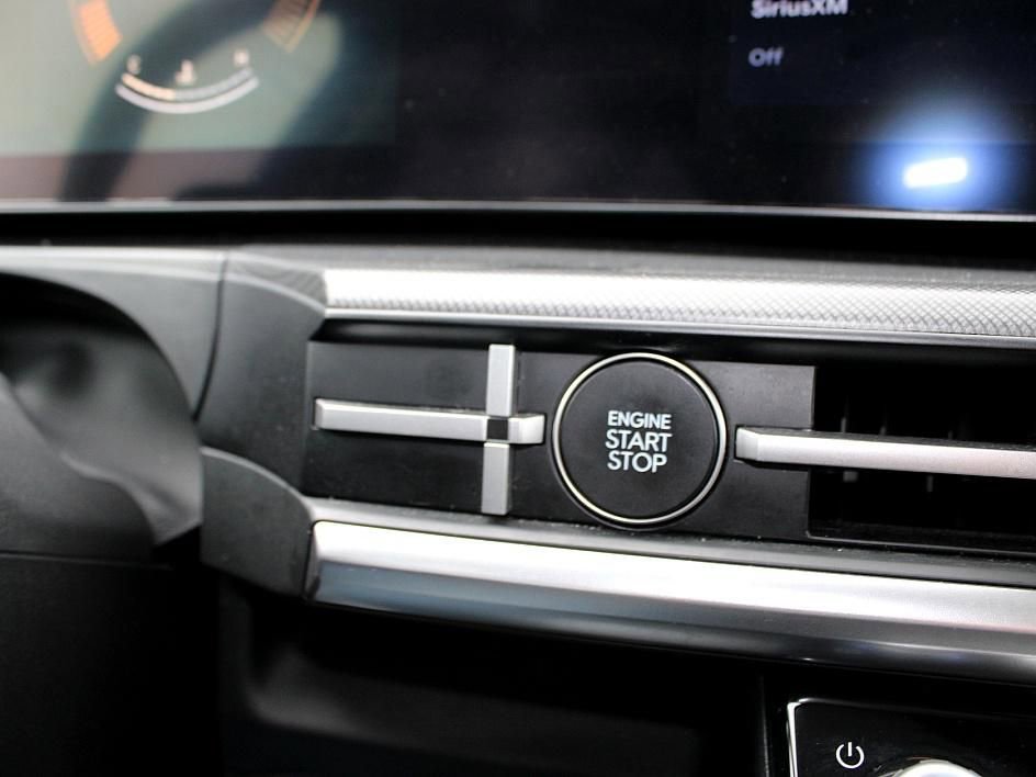 Used 2025 Hyundai Santa Fe SEL image 27