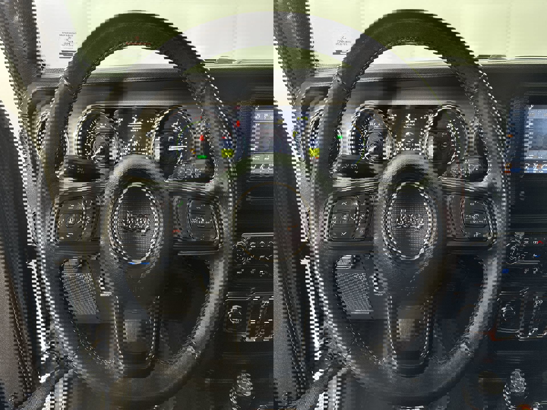 Used 2023 Jeep Wrangler Unlimited w/ Cold Weather Group image 18