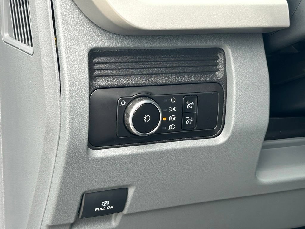 New 2026 Ford F550 4x4 SuperCab Super Duty image 31