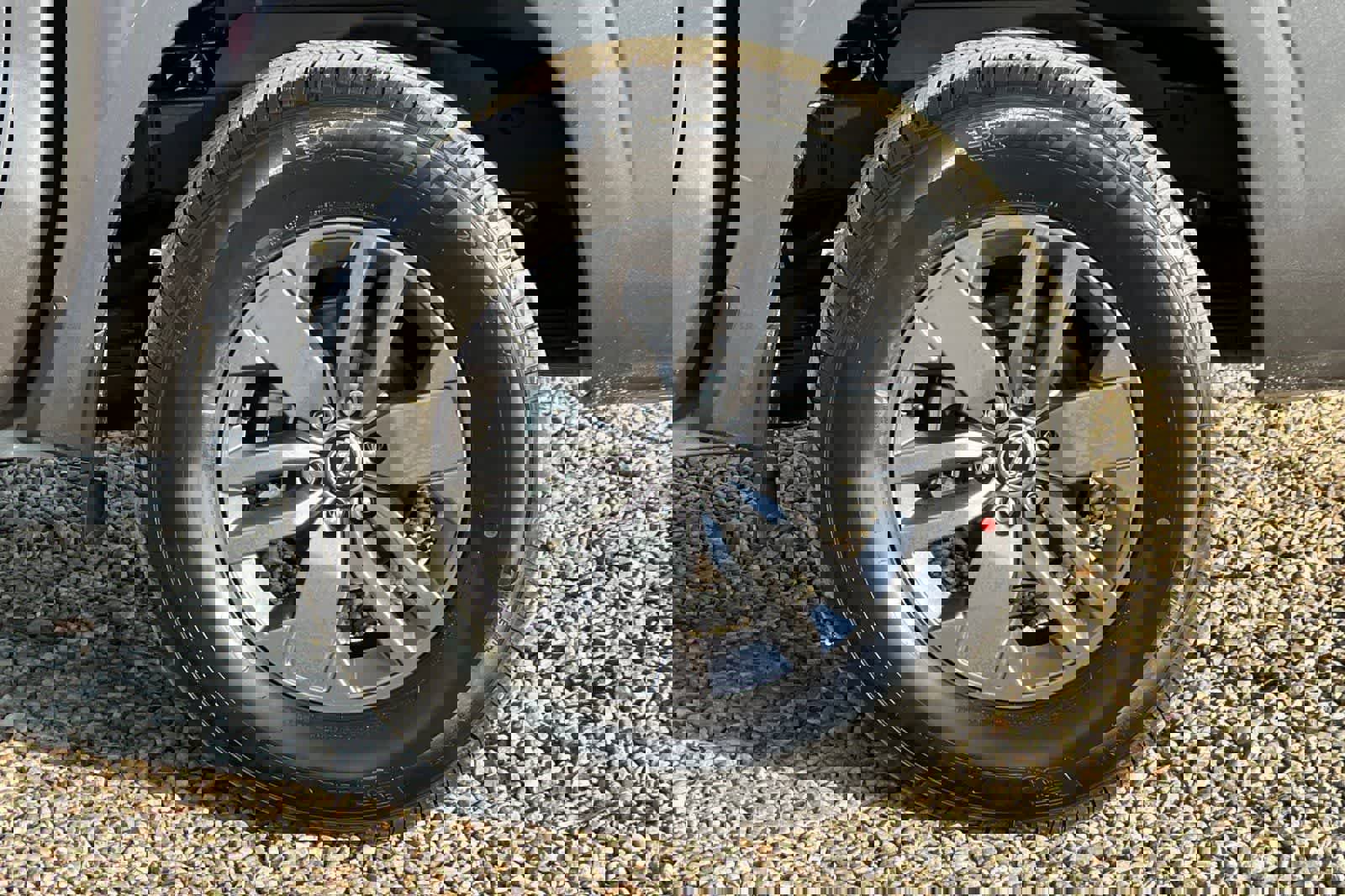 New 2026 Nissan Frontier SV image 30