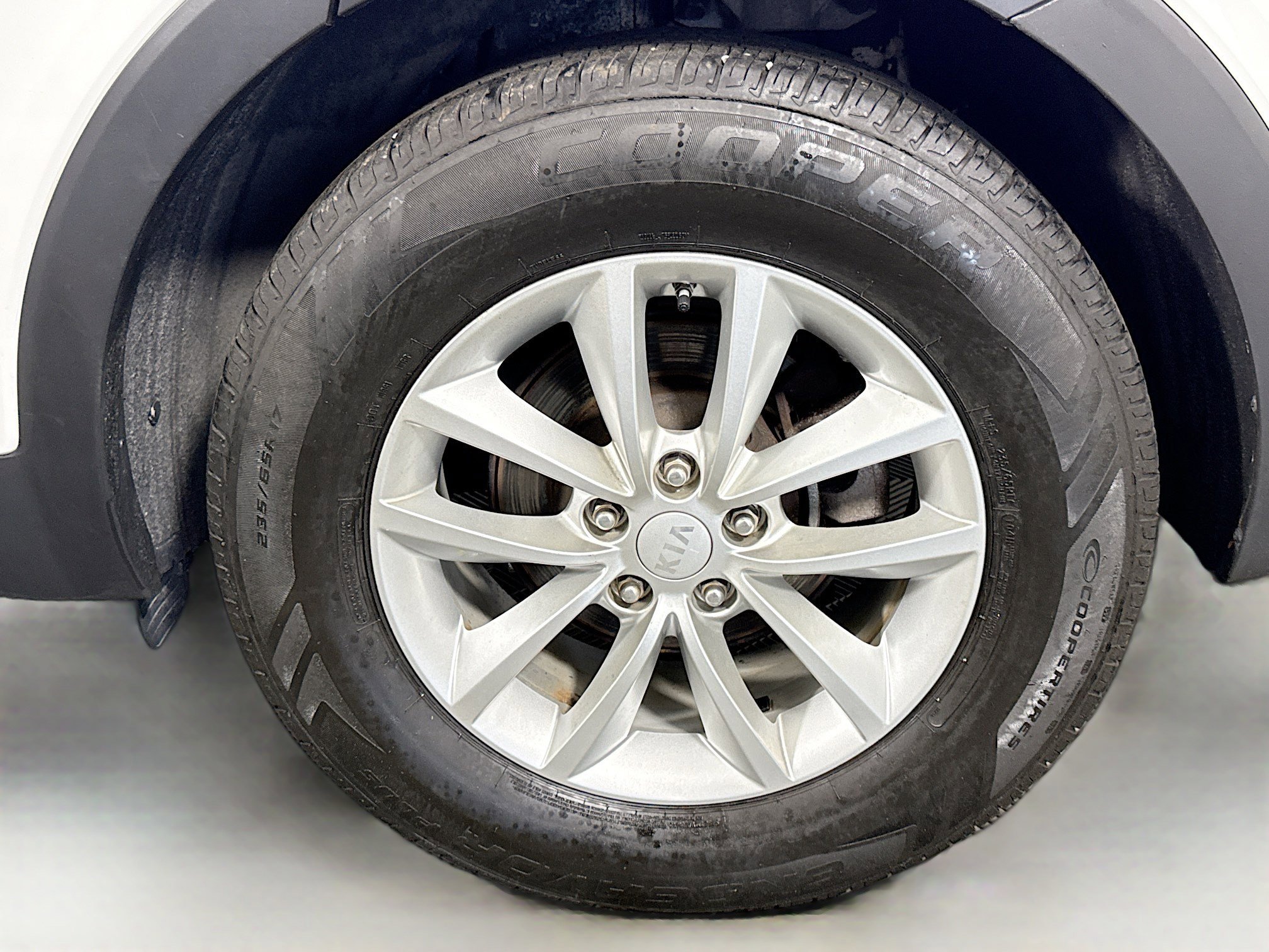 Used 2017 Kia Sorento LX w/ LX V6 Convenience Package image 36