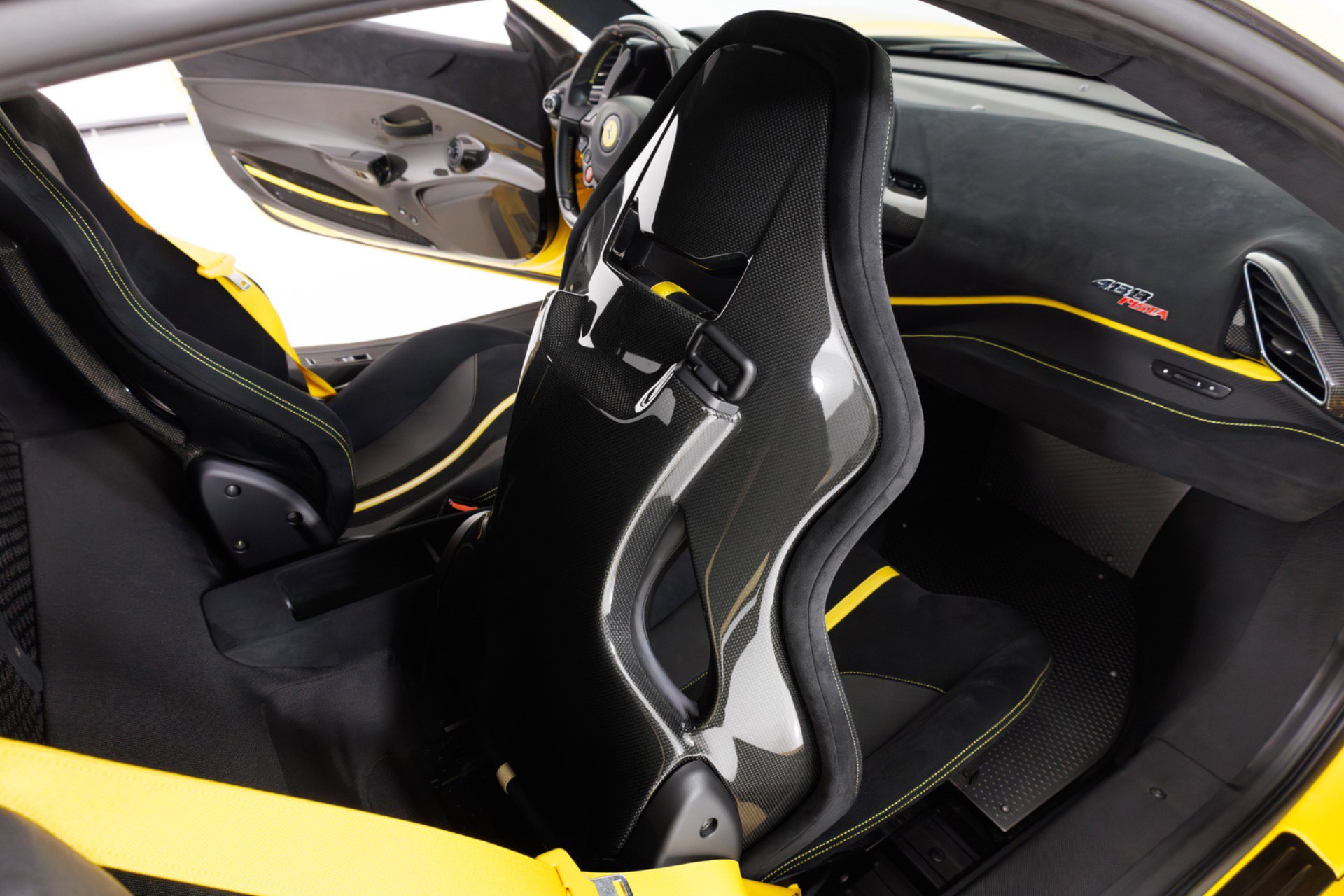 Used 2020 Ferrari 488 Pista image 40