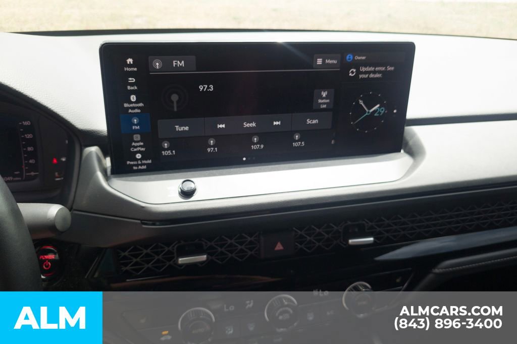 Used 2025 Honda Accord Sport image 9