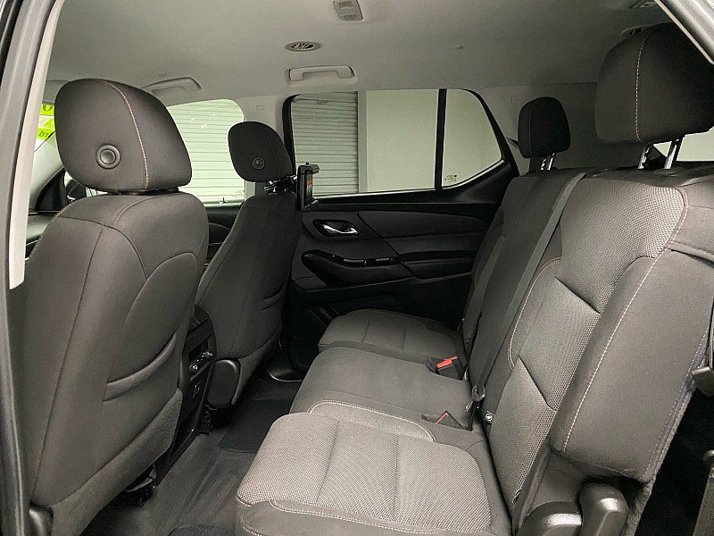 Used 2020 Chevrolet Traverse LT FWD image 11