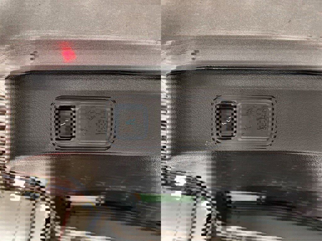 Used 2024 Ford Expedition Max Limited image 28