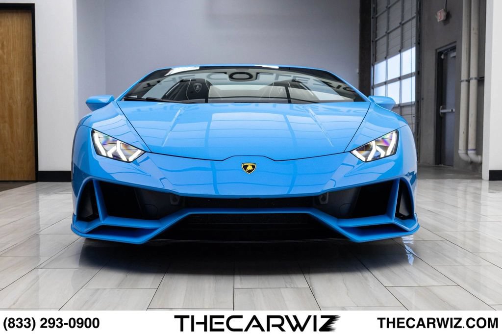 Used 2024 Lamborghini Huracan EVO AWD/4WD image 9