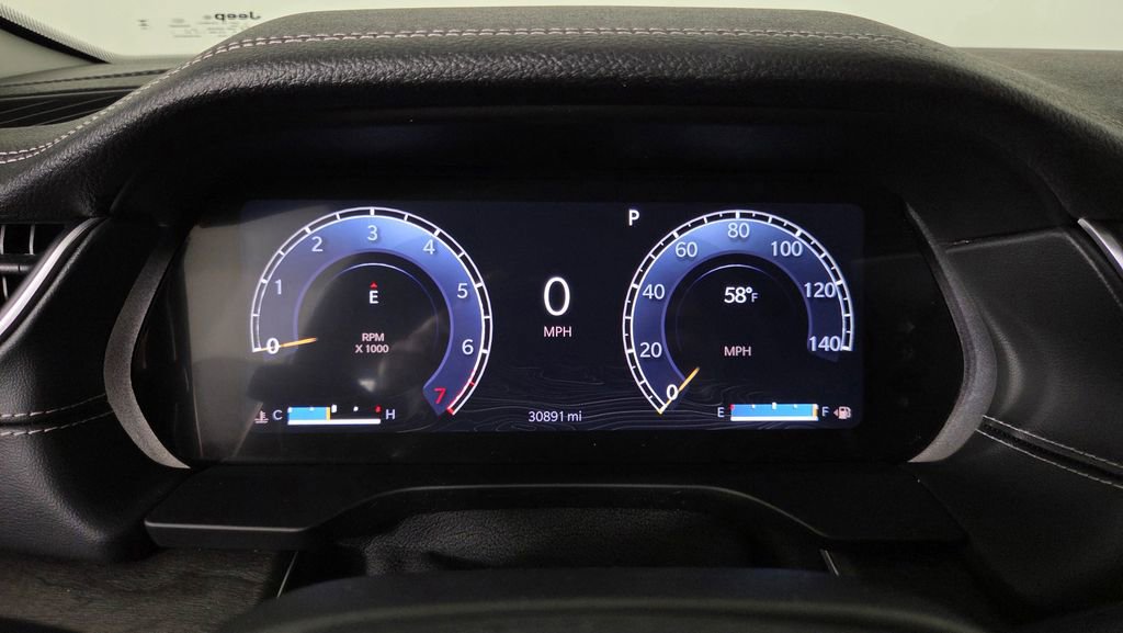 Used 2023 Jeep Grand Cherokee L Limited w/ Luxury Tech Group II AWD/4WD image 22