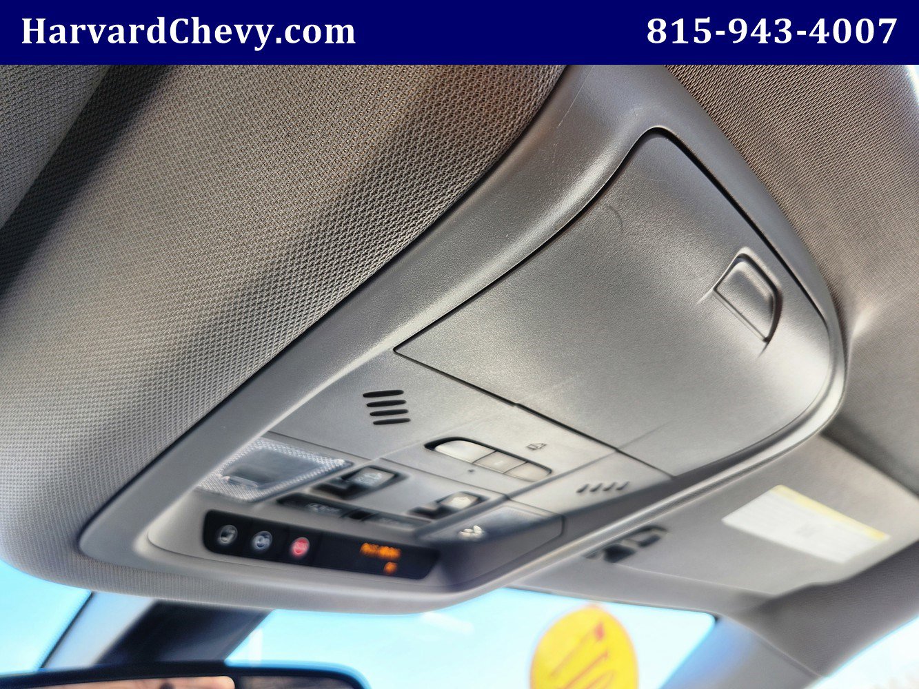 Used 2017 GMC Acadia SLT image 16