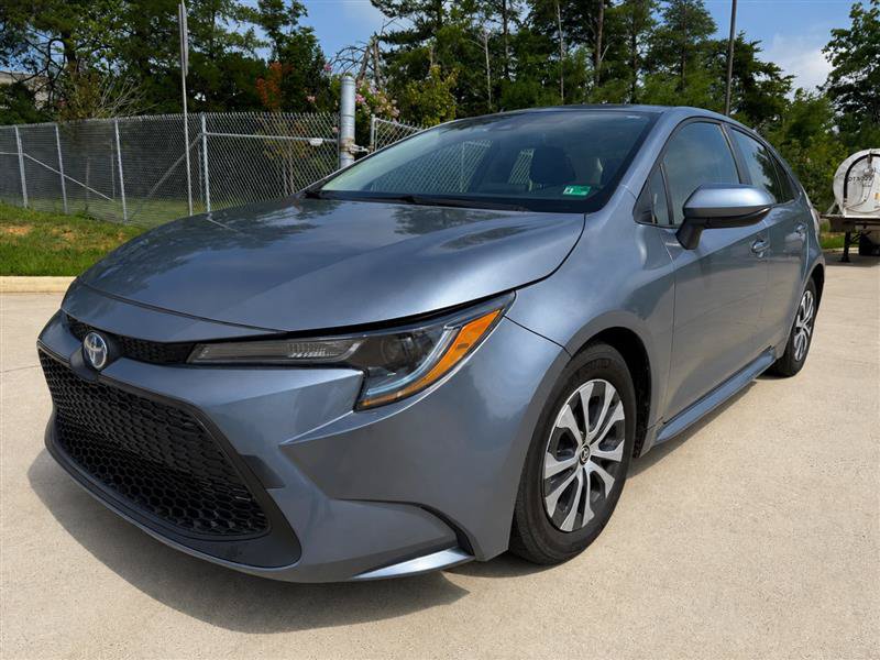 Used 2022 Toyota Corolla LE FWD image 3