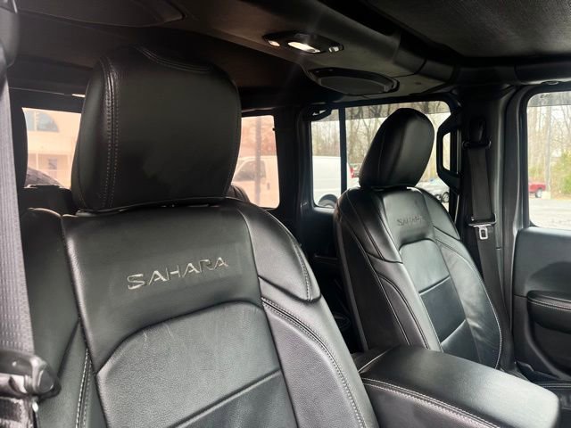 Used 2018 Jeep Wrangler Unlimited Sahara image 21