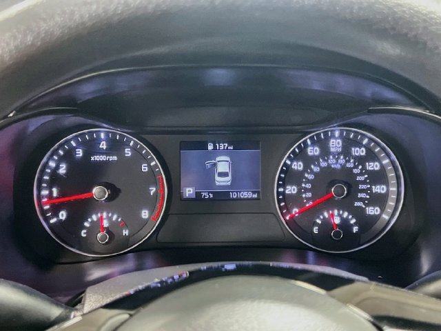 Used 2020 Kia Forte LXS FWD image 12