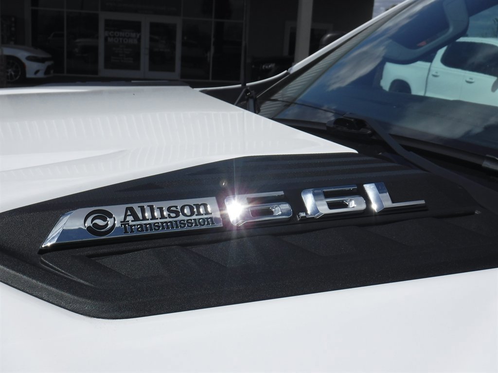 Used 2024 Chevrolet Silverado 2500 LT AWD/4WD image 22