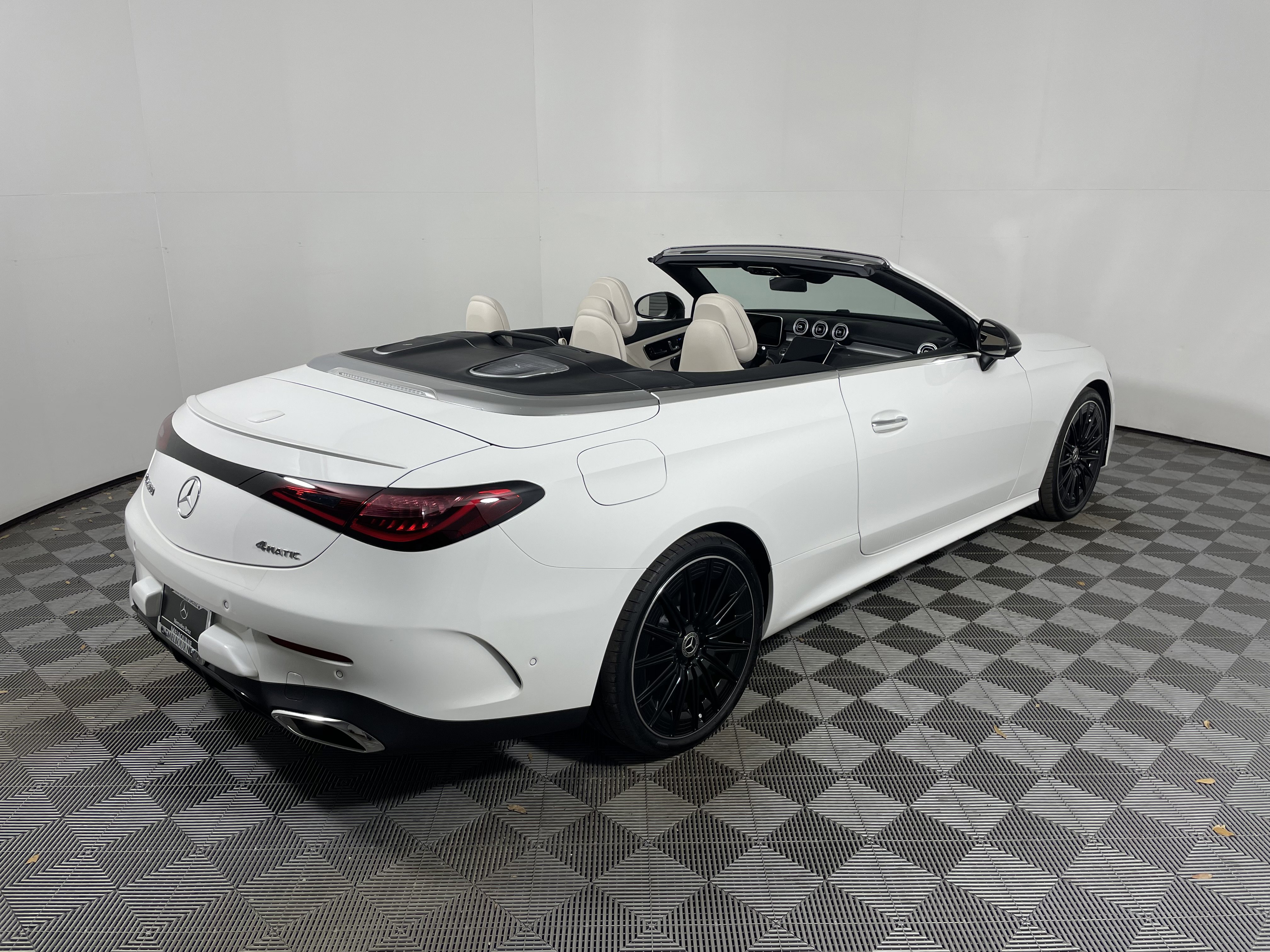 Certified 2026 Mercedes-Benz CLE 300 4MATIC Cabriolet image 5