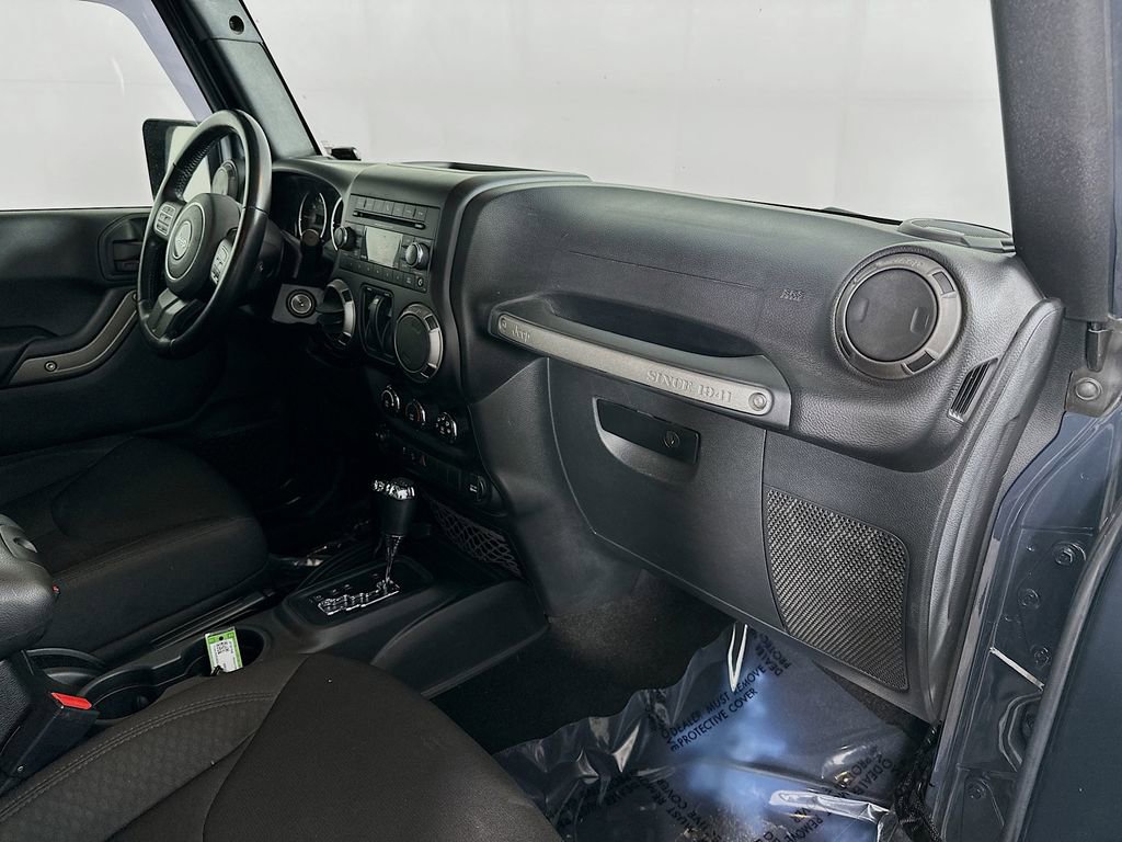 Certified 2016 Jeep Wrangler Sport image 35