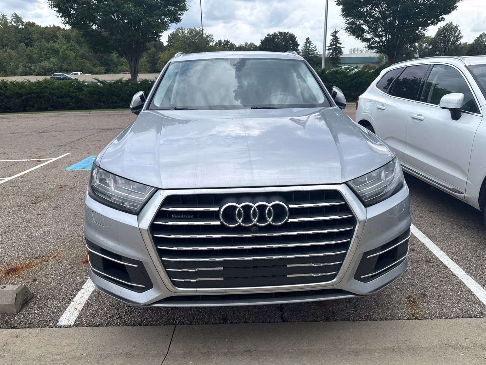 Used 2019 Audi Q7 3.0T Premium Plus w/ Premium Plus Package AWD/4WD image 6