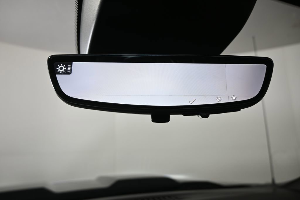 Used 2022 Chevrolet Silverado 1500 ZR2 image 33