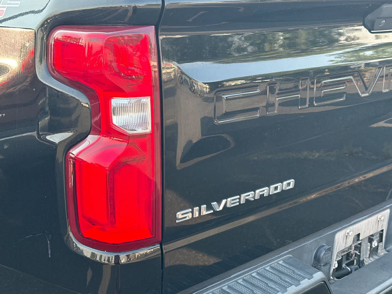 Used 2020 Chevrolet Silverado 1500 LT Trail Boss AWD/4WD image 10