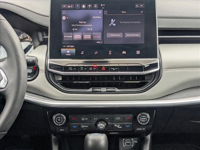 Used 2024 Jeep Compass Limited image 14