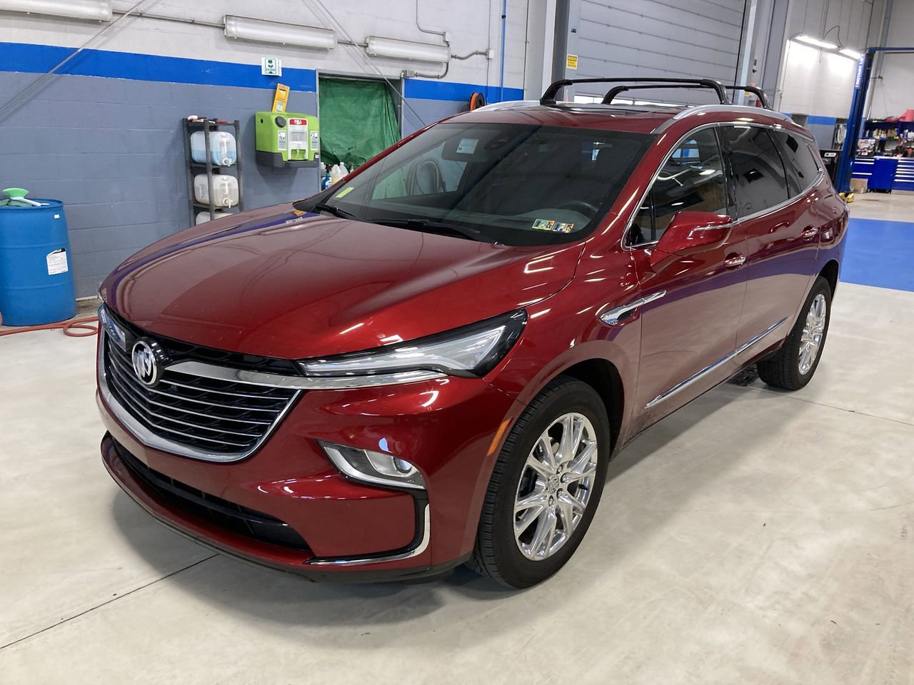 Used 2023 Buick Enclave Premium w/ Experience Buick Package AWD/4WD image 3