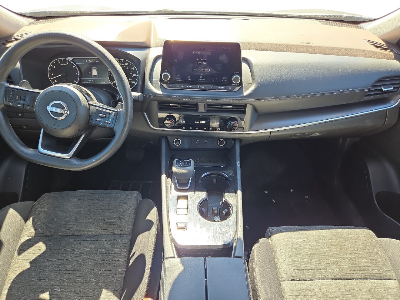 Used 2023 Nissan Rogue SV FWD image 9