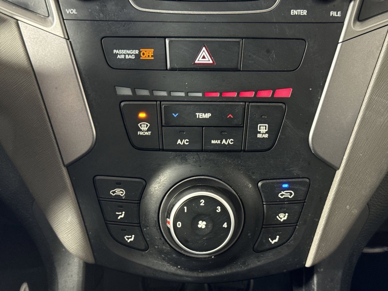 Used 2016 Hyundai Santa Fe Sport image 19