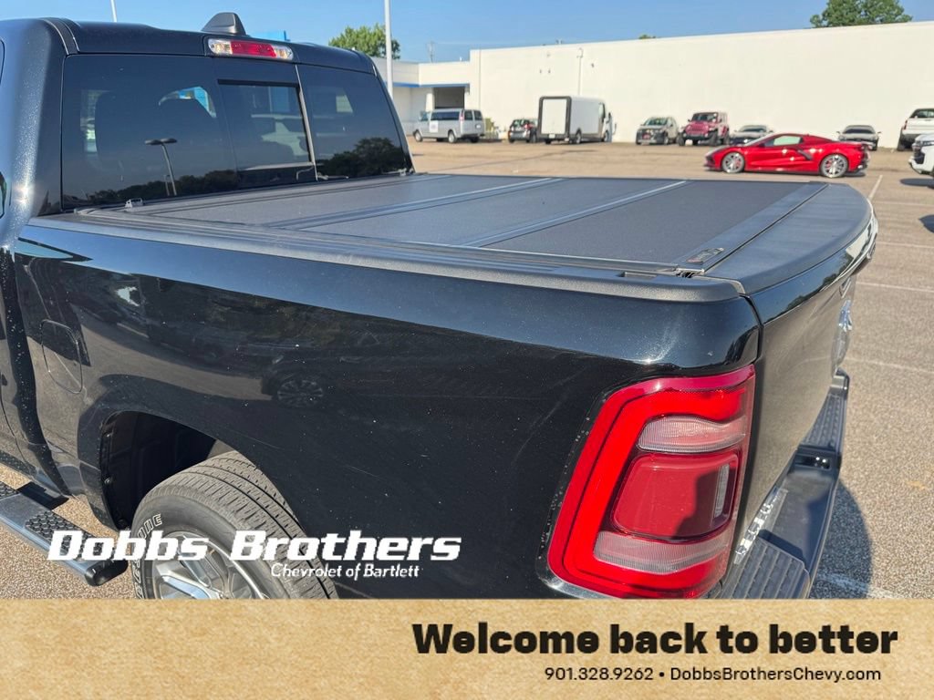 Used 2023 RAM 1500 Laramie AWD/4WD image 19