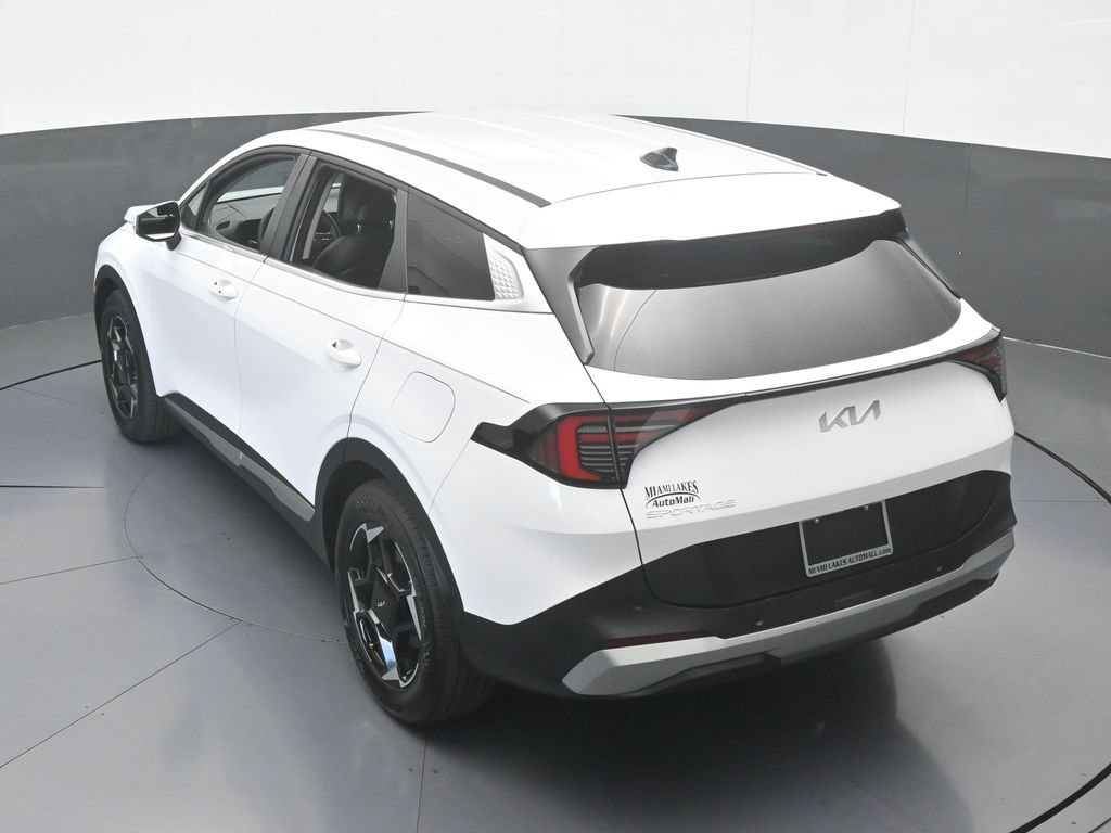 Used 2026 Kia Sportage EX FWD image 51
