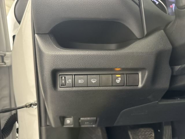 Used 2021 Toyota RAV4 XLE image 14