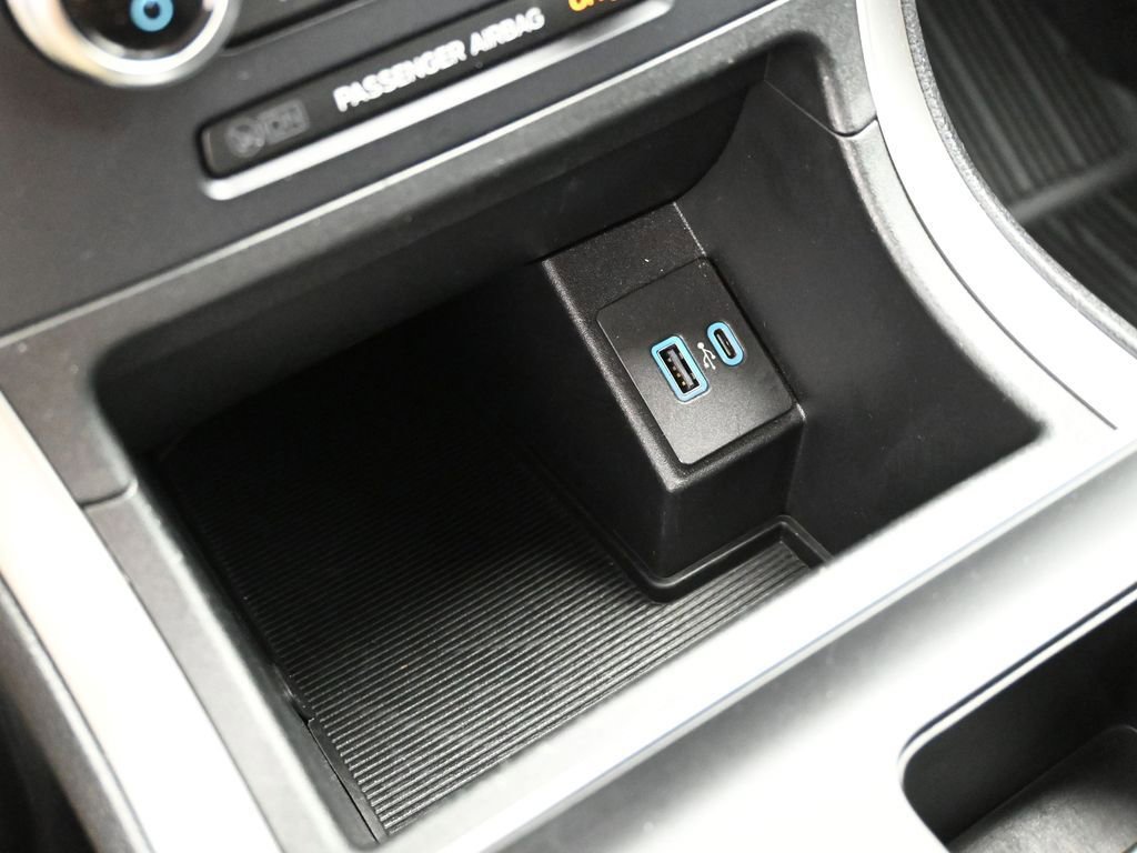 Used 2024 Ford Edge SE w/ Black Appearance Package image 18