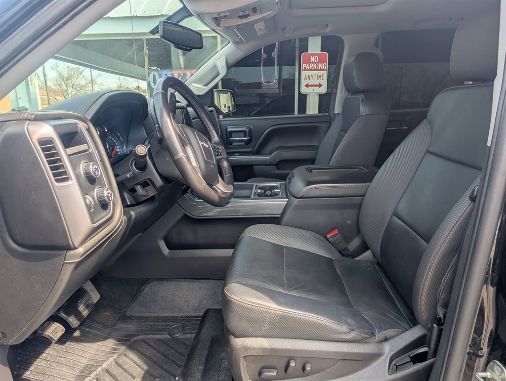 Used 2017 GMC Sierra 1500 SLT w/ All Terrain X Package image 11