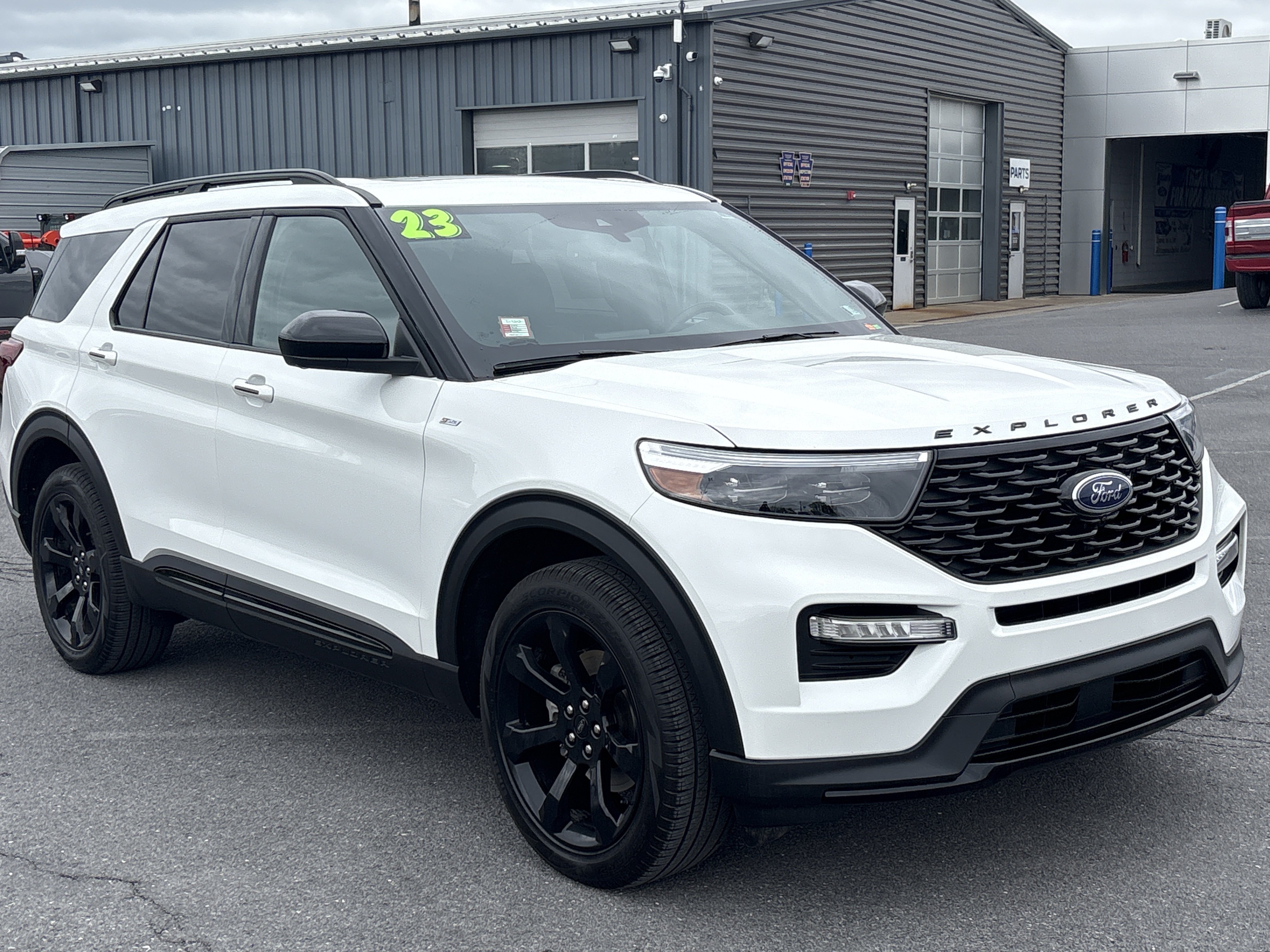 Used 2023 Ford Explorer ST-Line w/ Class IV Trailer Tow Package