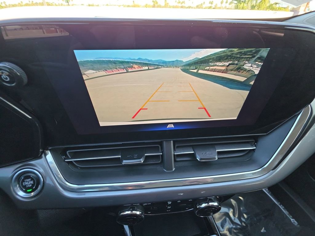 Used 2025 Chevrolet Trax ACTIV w/ Driver Confidence Package image 15