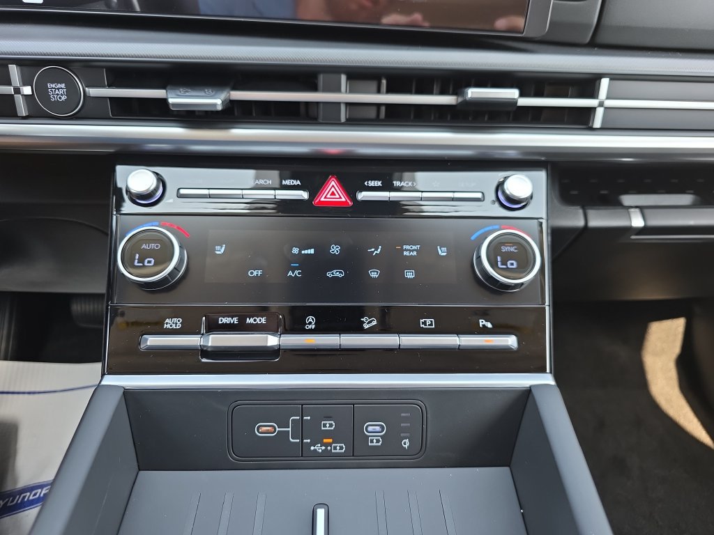 New 2027 Hyundai Santa Fe SEL FWD image 25