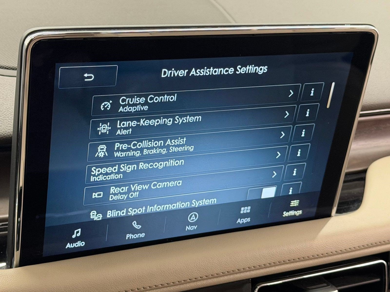 Used 2020 Lincoln Aviator Reserve w/ Equipment Group 202A AWD/4WD image 19