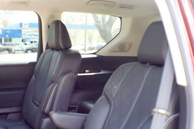 Used 2025 INFINITI QX80 Sensory AWD/4WD image 52