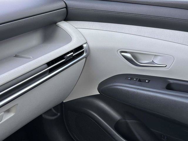 Used 2025 Hyundai Tucson SEL AWD/4WD image 27
