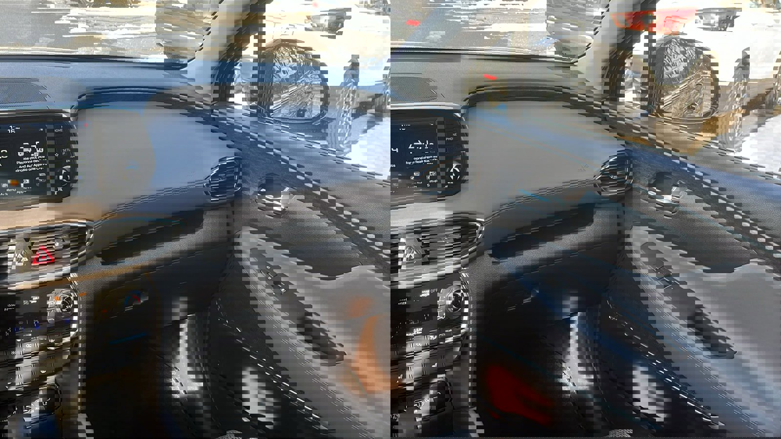 Used 2020 Hyundai Santa Fe SEL w/ Convenience Package image 24