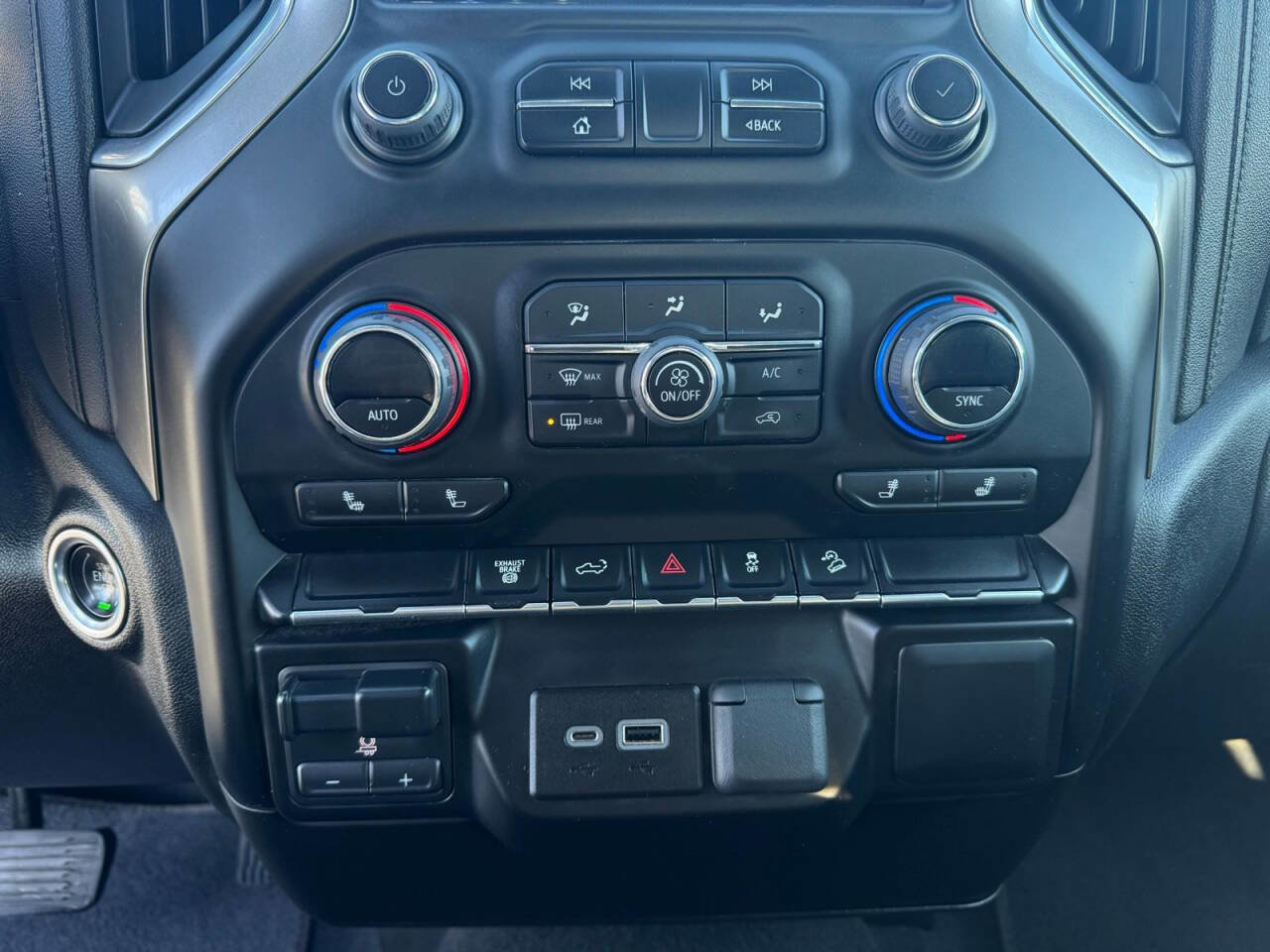 Used 2023 Chevrolet Silverado 2500 LT w/ Convenience Package AWD/4WD image 25