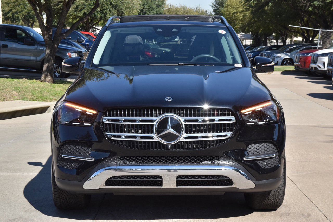 Used 2025 Mercedes-Benz GLE 350 4MATIC image 3
